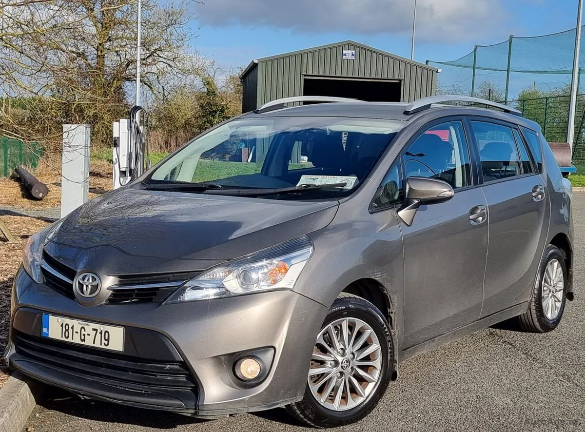 2018 Toyota Verso – photo 2
