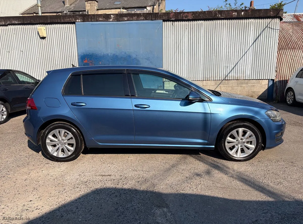 2015 Volkswagen Golf – photo 2