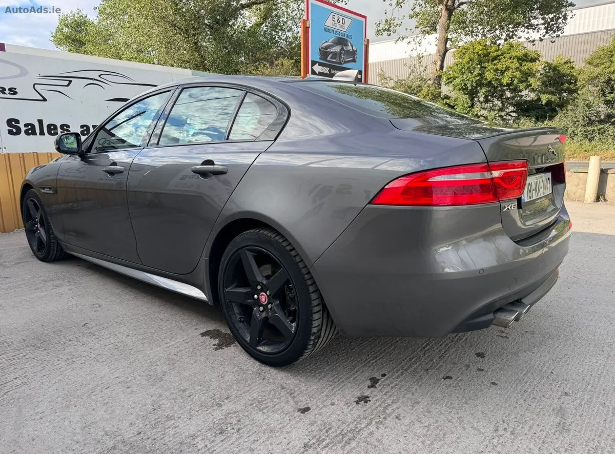 2018 Jaguar XE – photo 14
