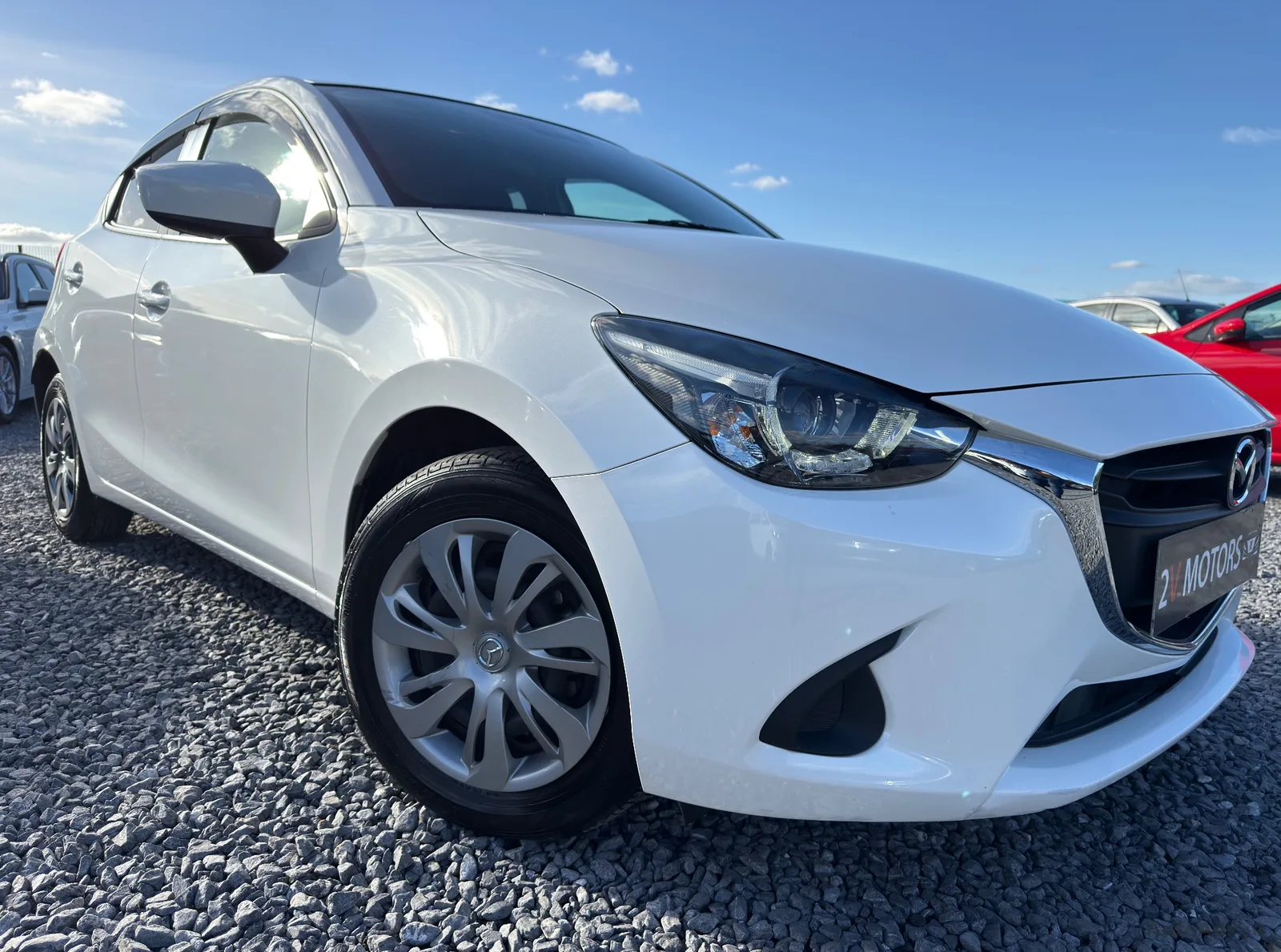 2015 Mazda Demio – photo 8