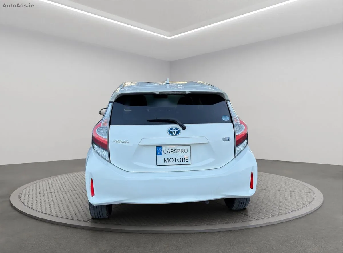 2019 Toyota Aqua – photo 6