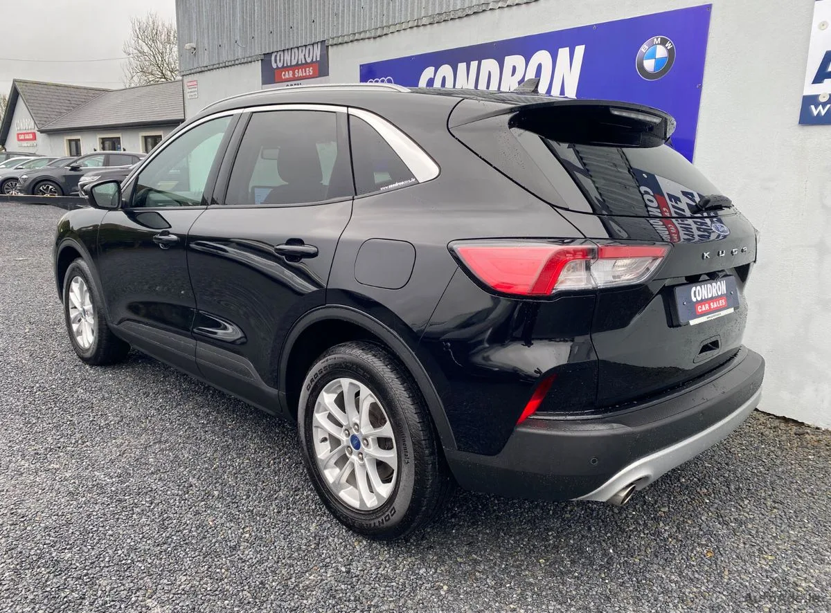 2021 Ford Kuga – photo 3
