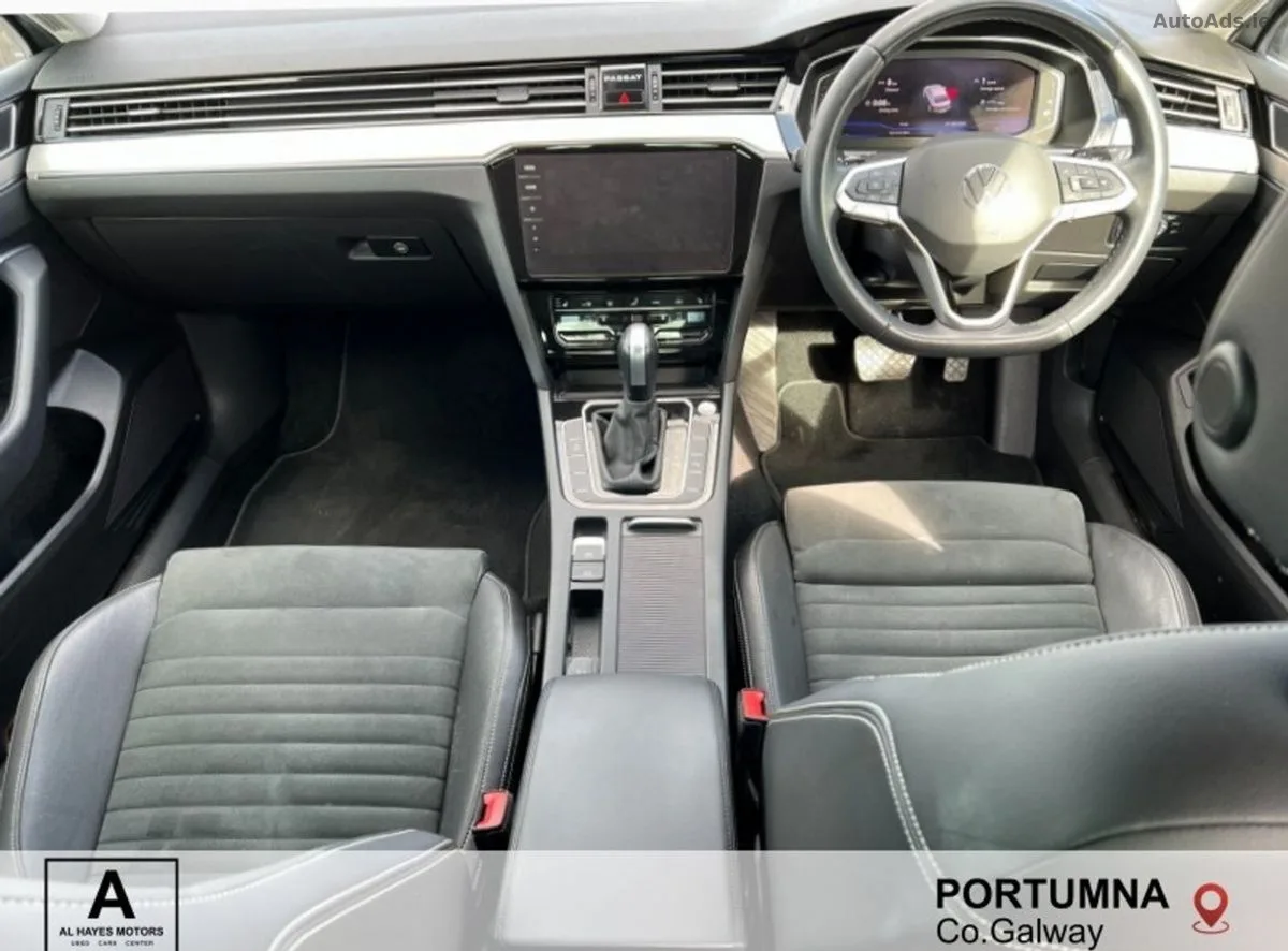 2022 Volkswagen Passat – photo 2