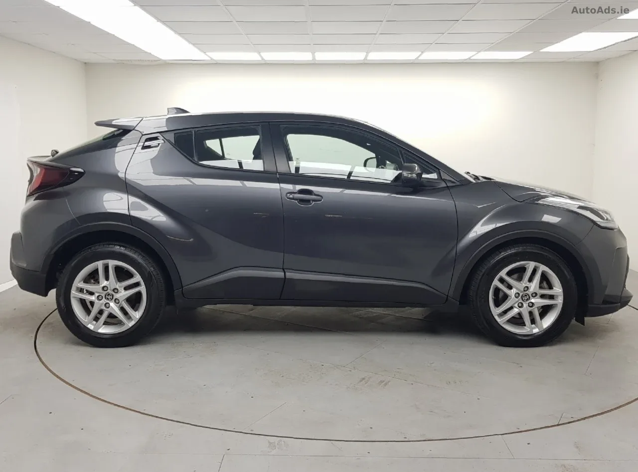 2023 Toyota C-HR – photo 10