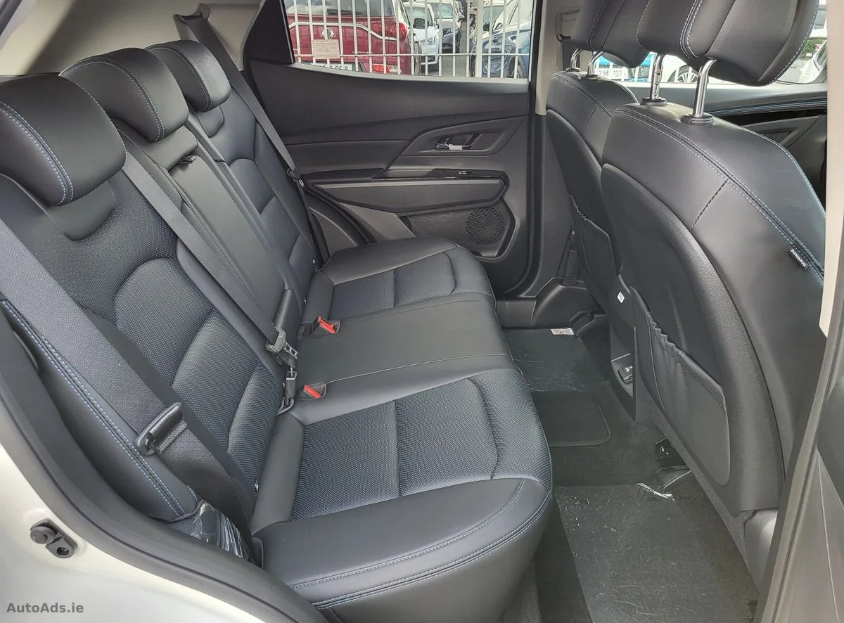 2025 KGM Korando – photo 18