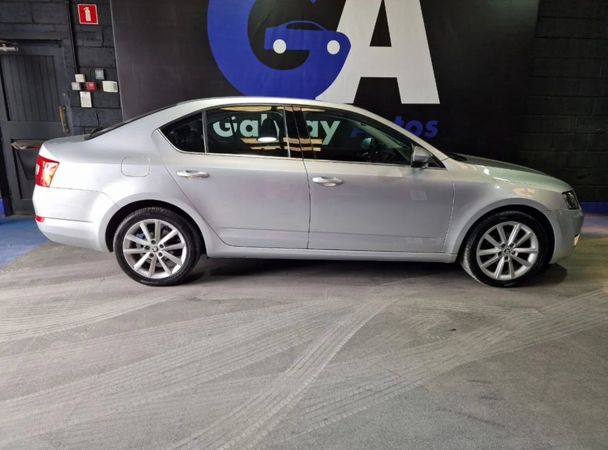 2017 Skoda Octavia – photo 12