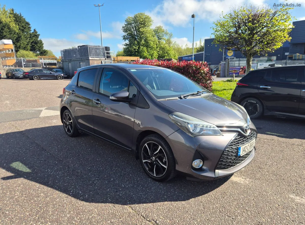 2014 Toyota Yaris – photo 2