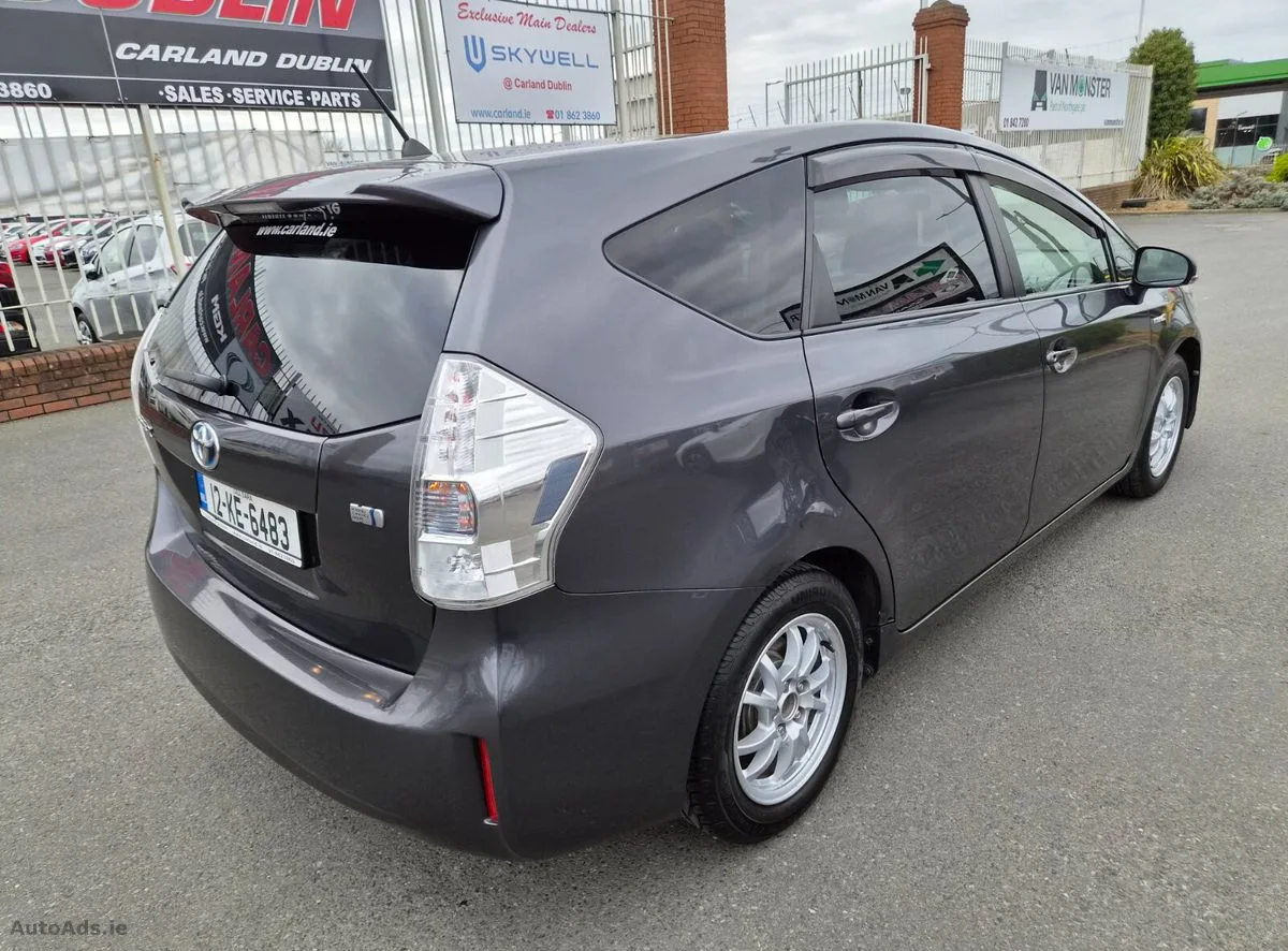 2012 Toyota Prius – photo 5