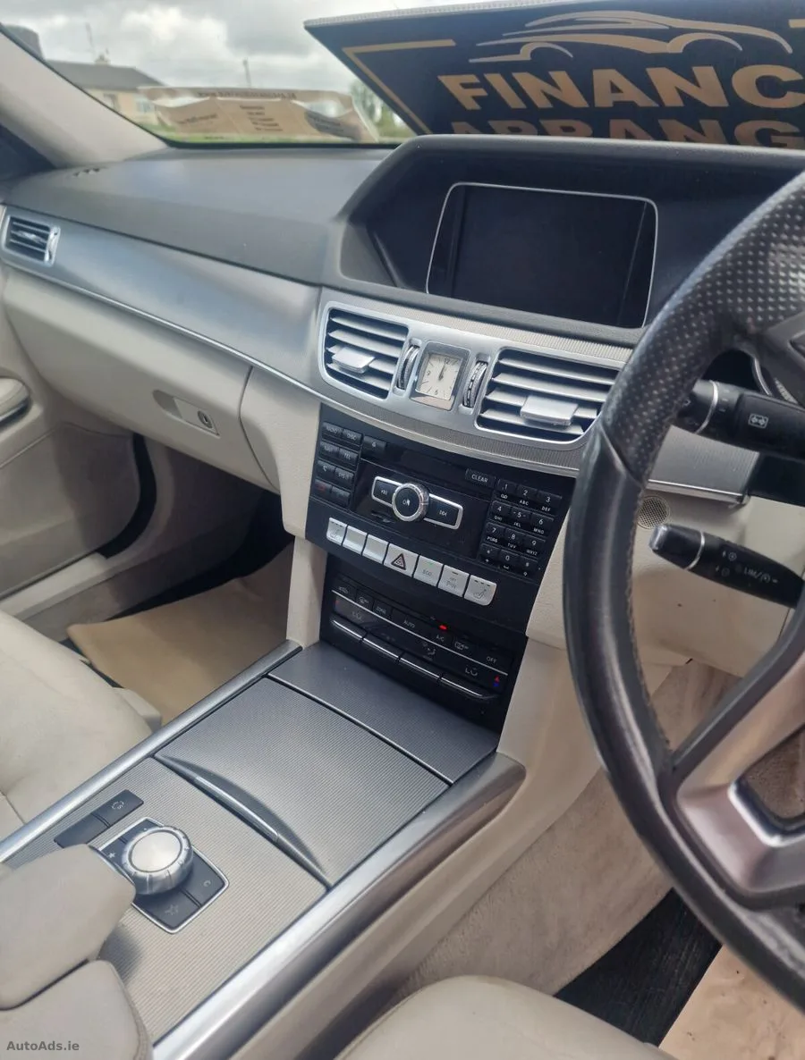 2015 Mercedes-Benz E-Class – photo 11