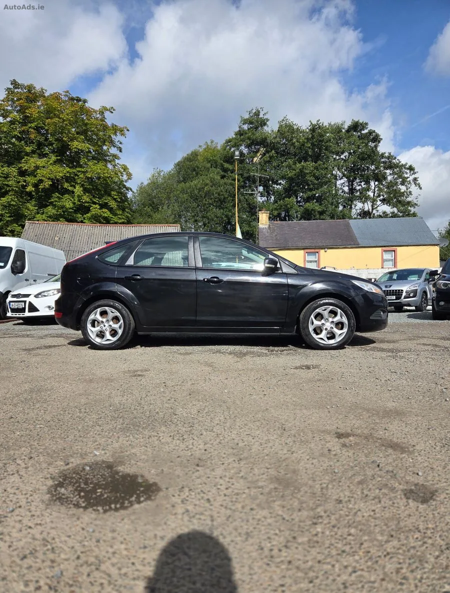 2010 Ford Focus – photo 3