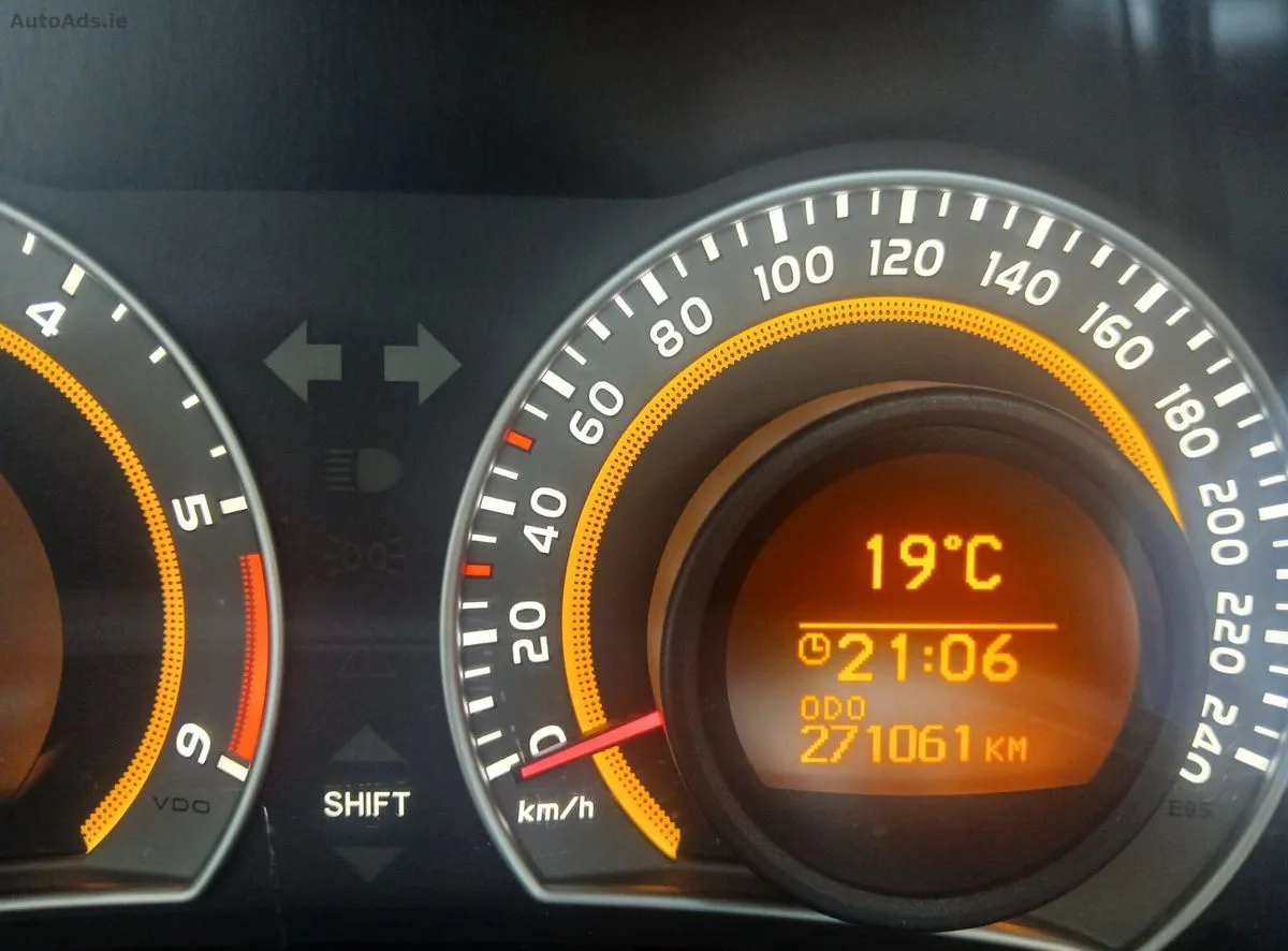 2012 Toyota Corolla – photo 7