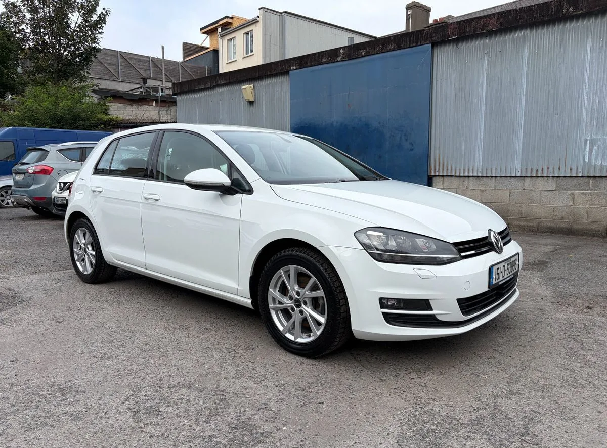 2015 Volkswagen Golf – photo 1