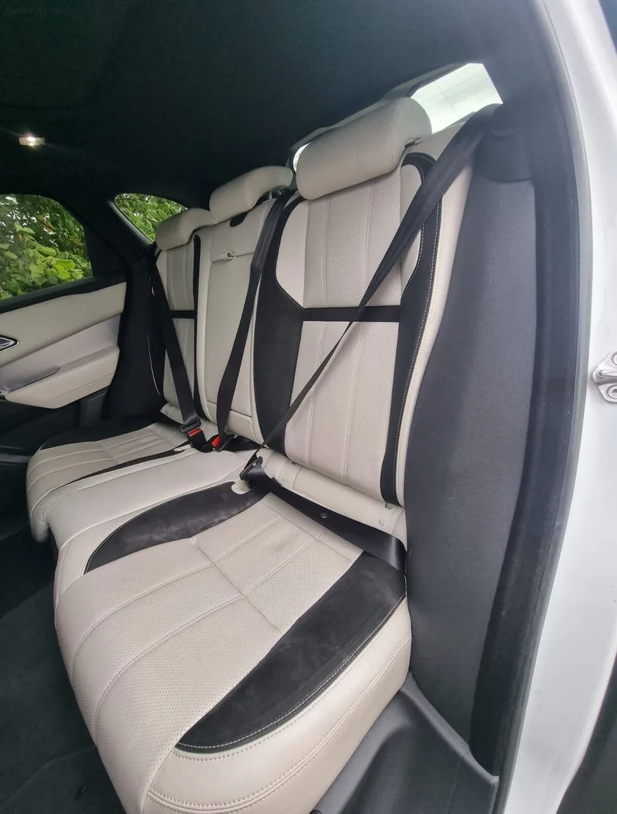 2018 Land Rover Range Rover Velar – photo 18