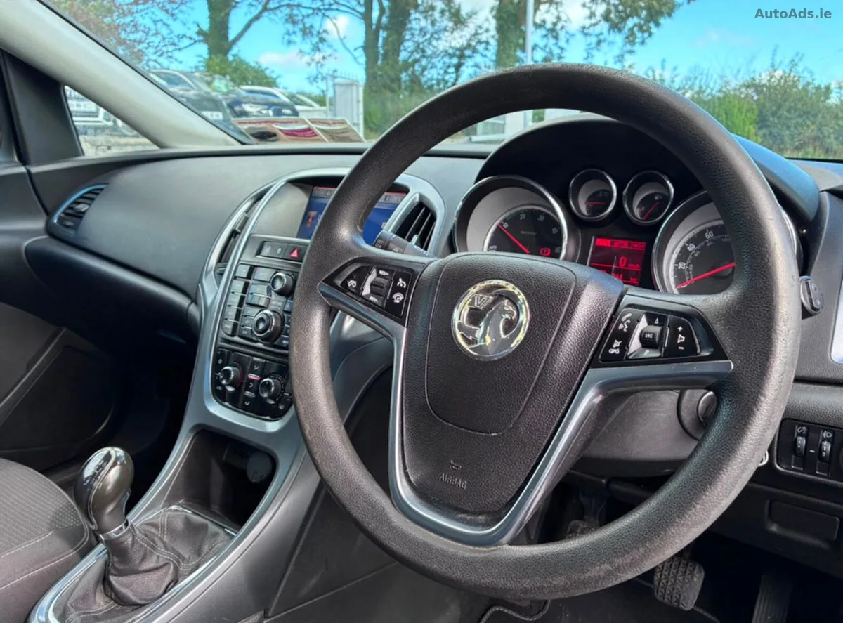 2013 Opel Astra – photo 10