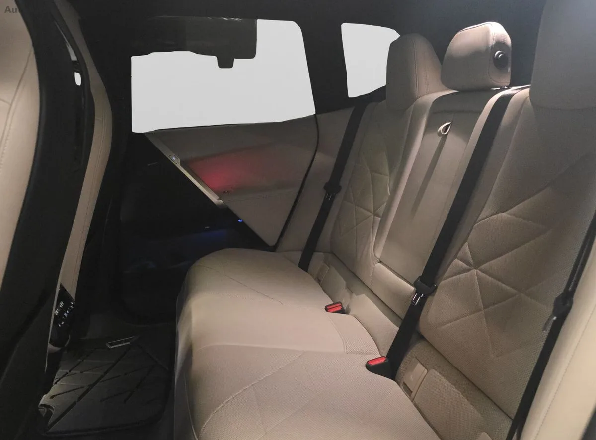 2022 BMW iX – photo 18