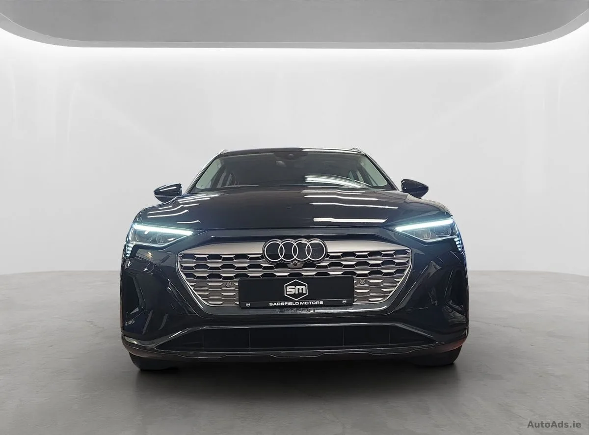 2023 Audi Q8 e-tron – photo 2