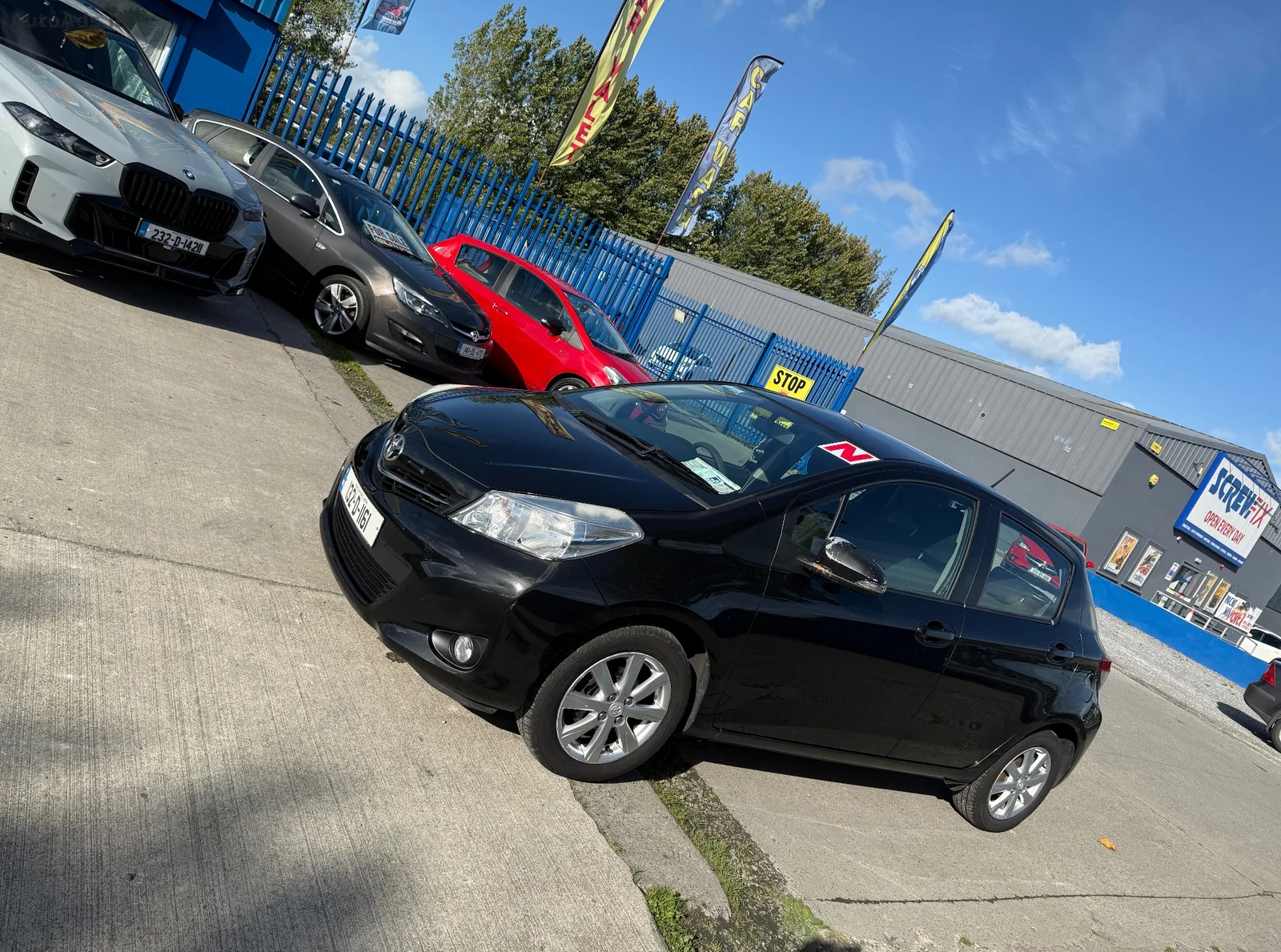 2013 Toyota Yaris – photo 2