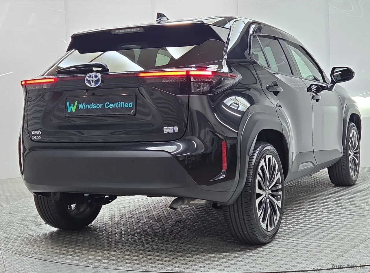 2023 Toyota Yaris Cross – photo 2