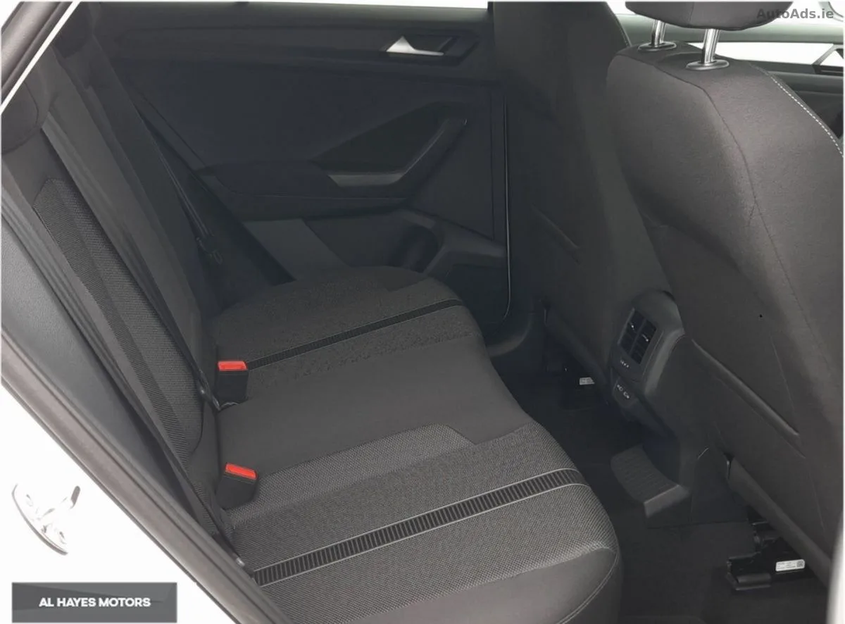 2026 Volkswagen T-Roc – photo 7