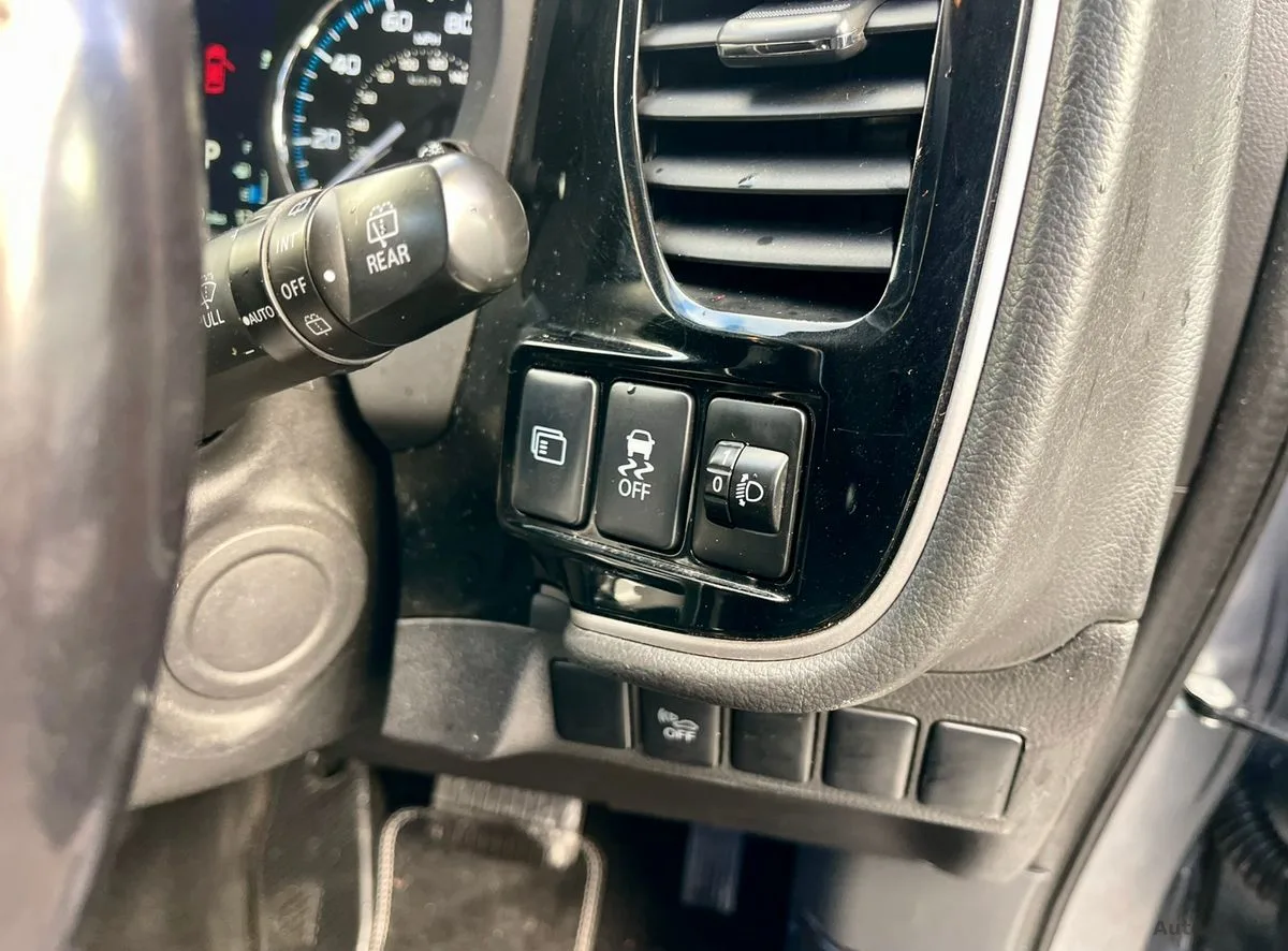 2016 Mitsubishi Outlander – photo 15