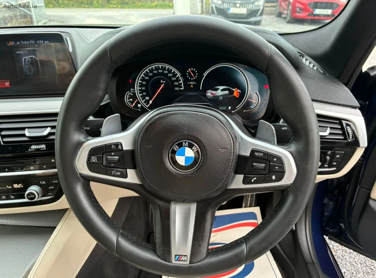 2017 BMW 5-Series – photo 8