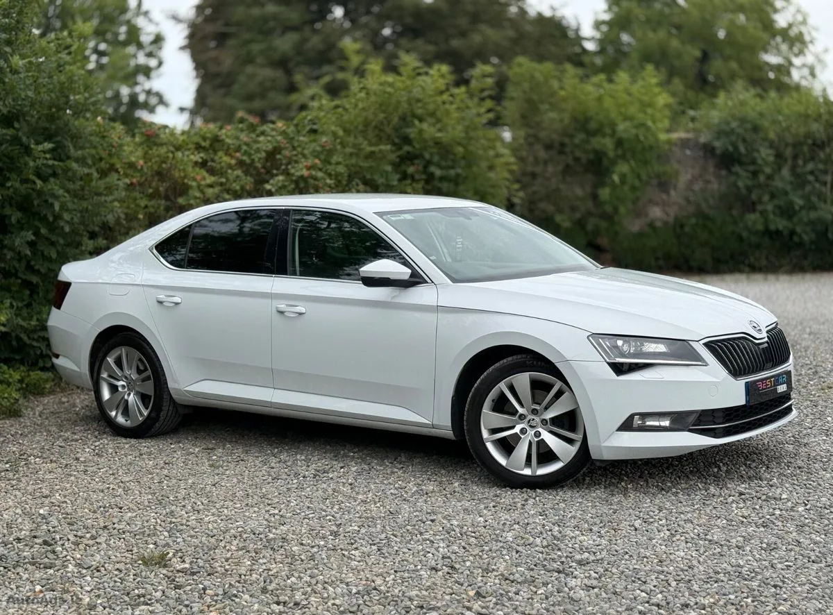 2018 Skoda Superb – photo 3