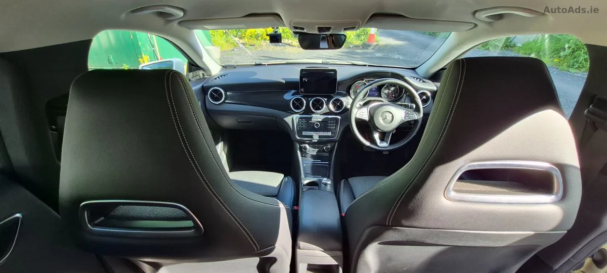 2017 Mercedes-Benz CLA – photo 16