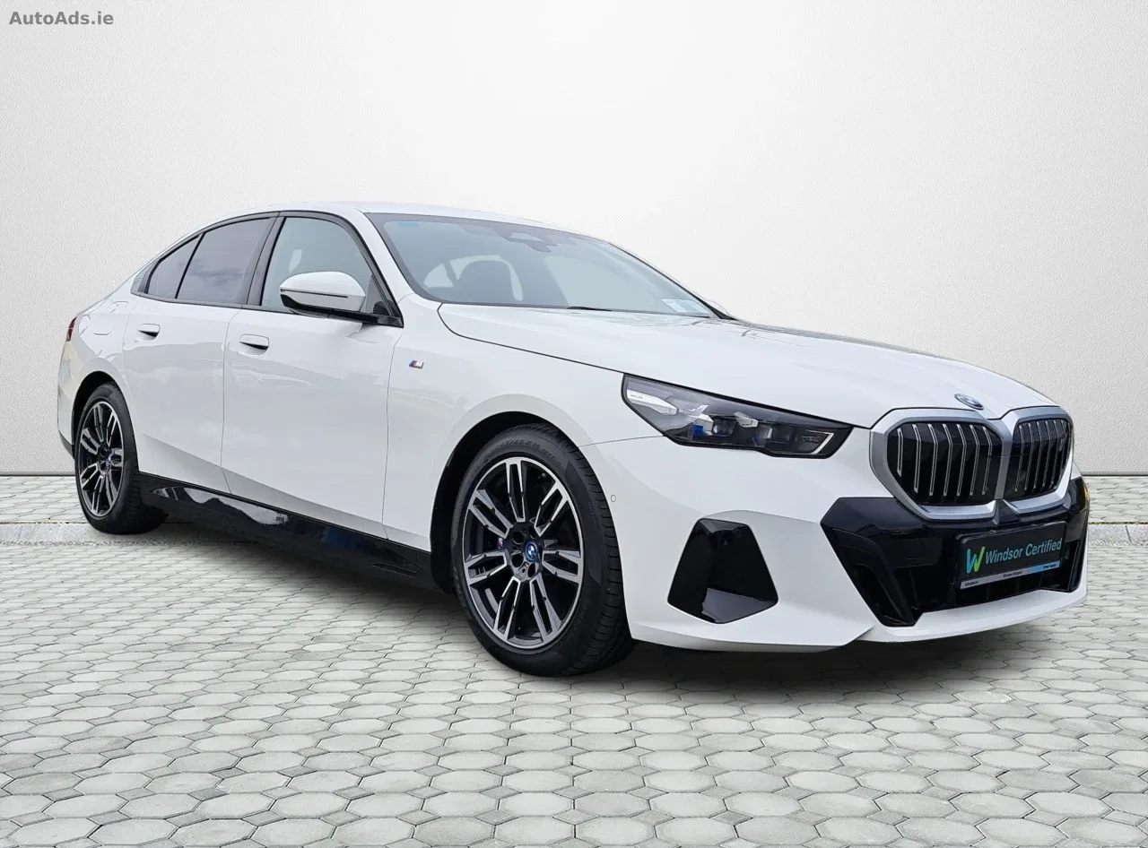 2024 BMW i5