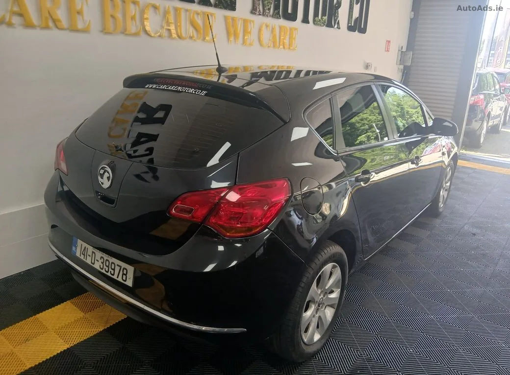 2014 Vauxhall Astra – photo 4