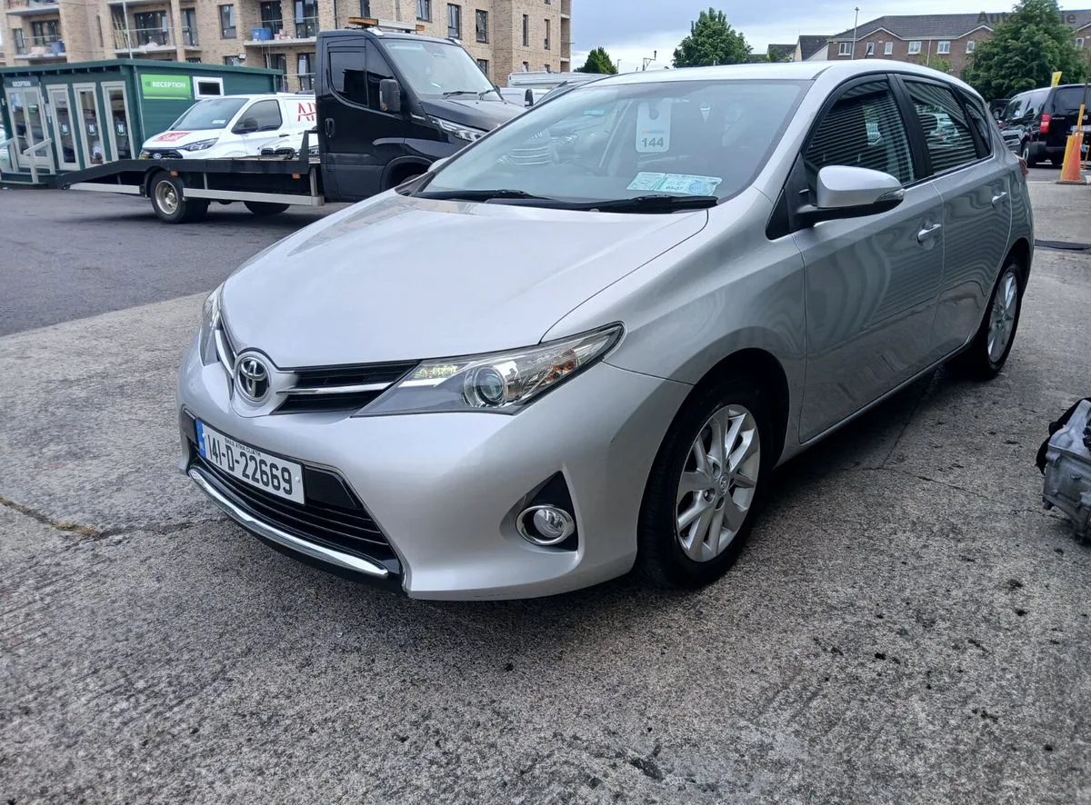 2014 Toyota Auris – photo 8