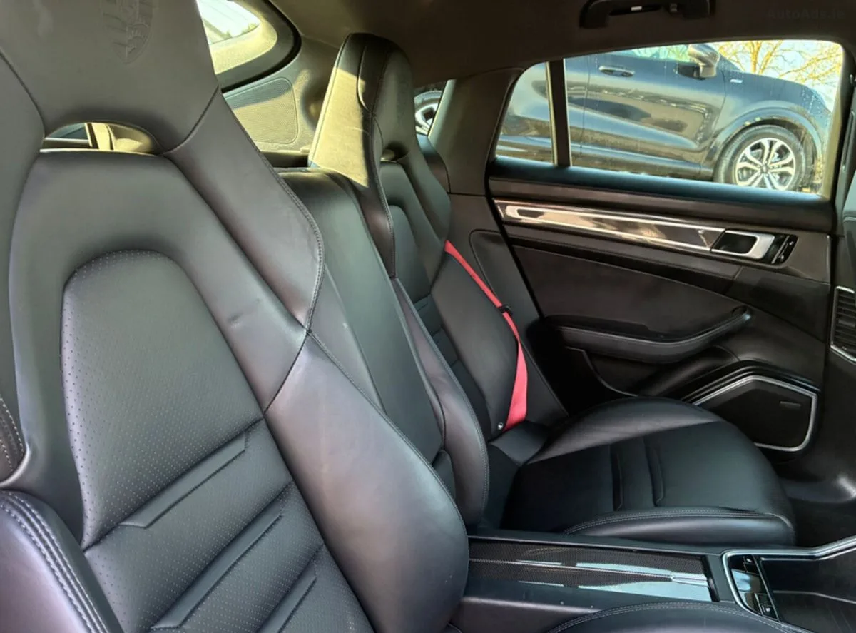 2018 Porsche Panamera – photo 6