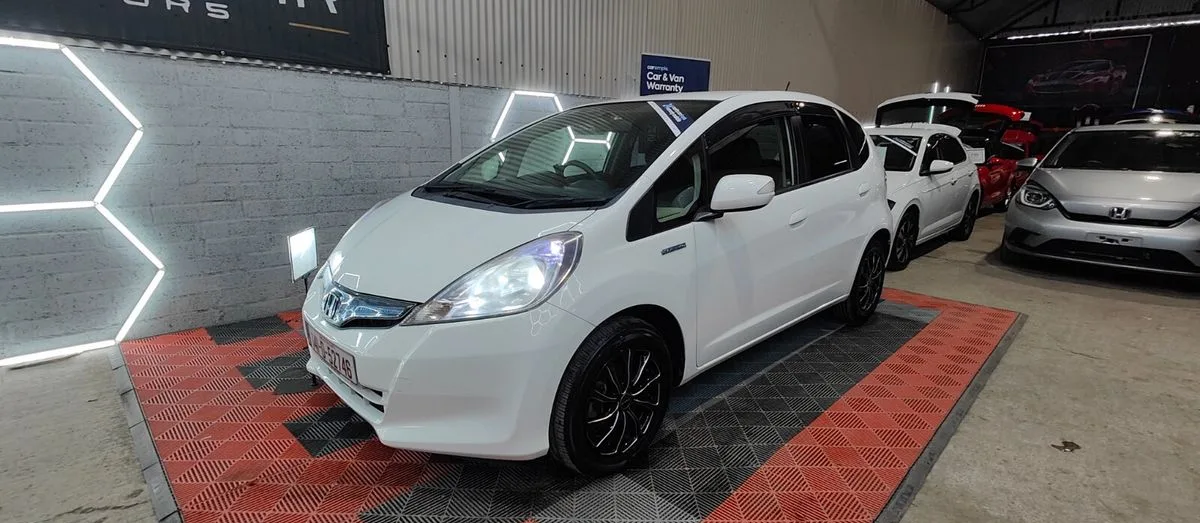 2014 Honda Fit – photo 10