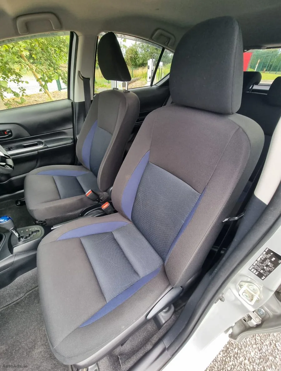 2019 Toyota Aqua – photo 18