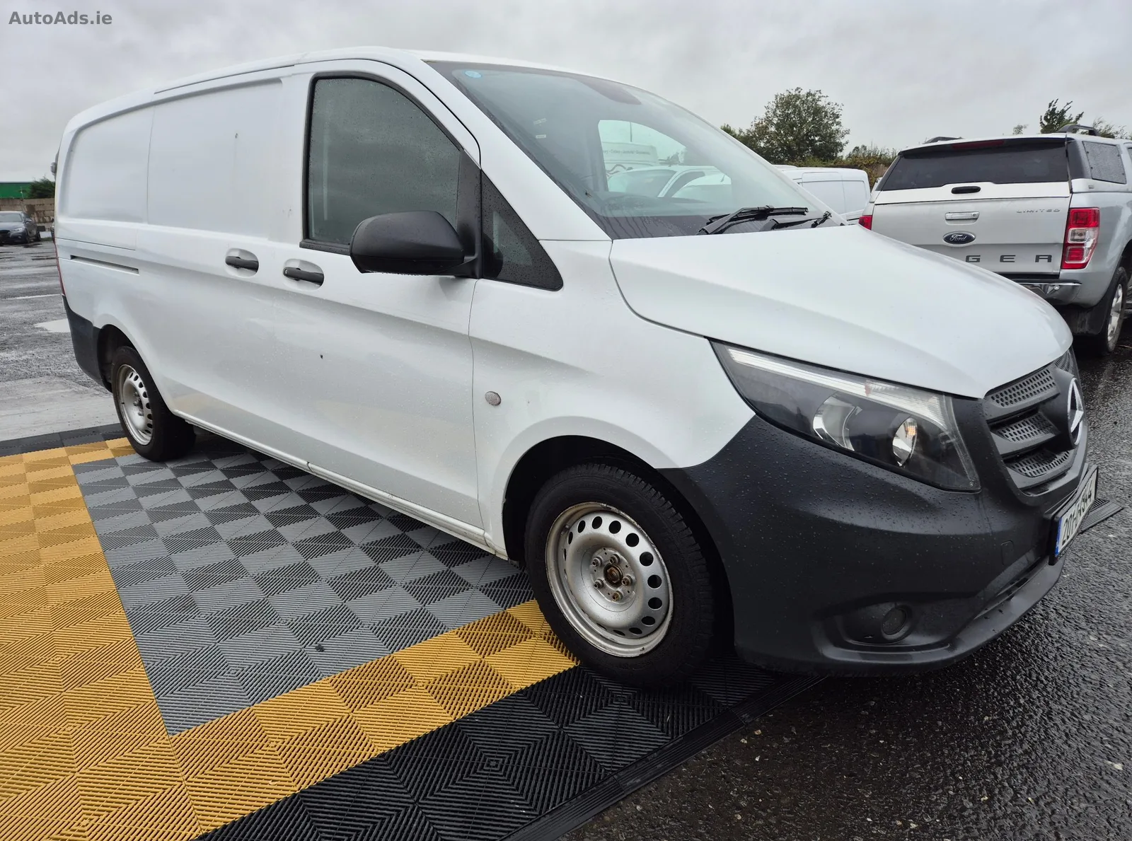 2020 Mercedes-Benz Vito