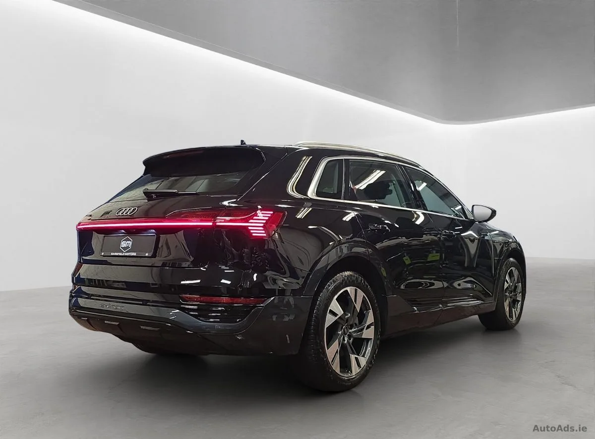 2023 Audi Q8 e-tron – photo 6