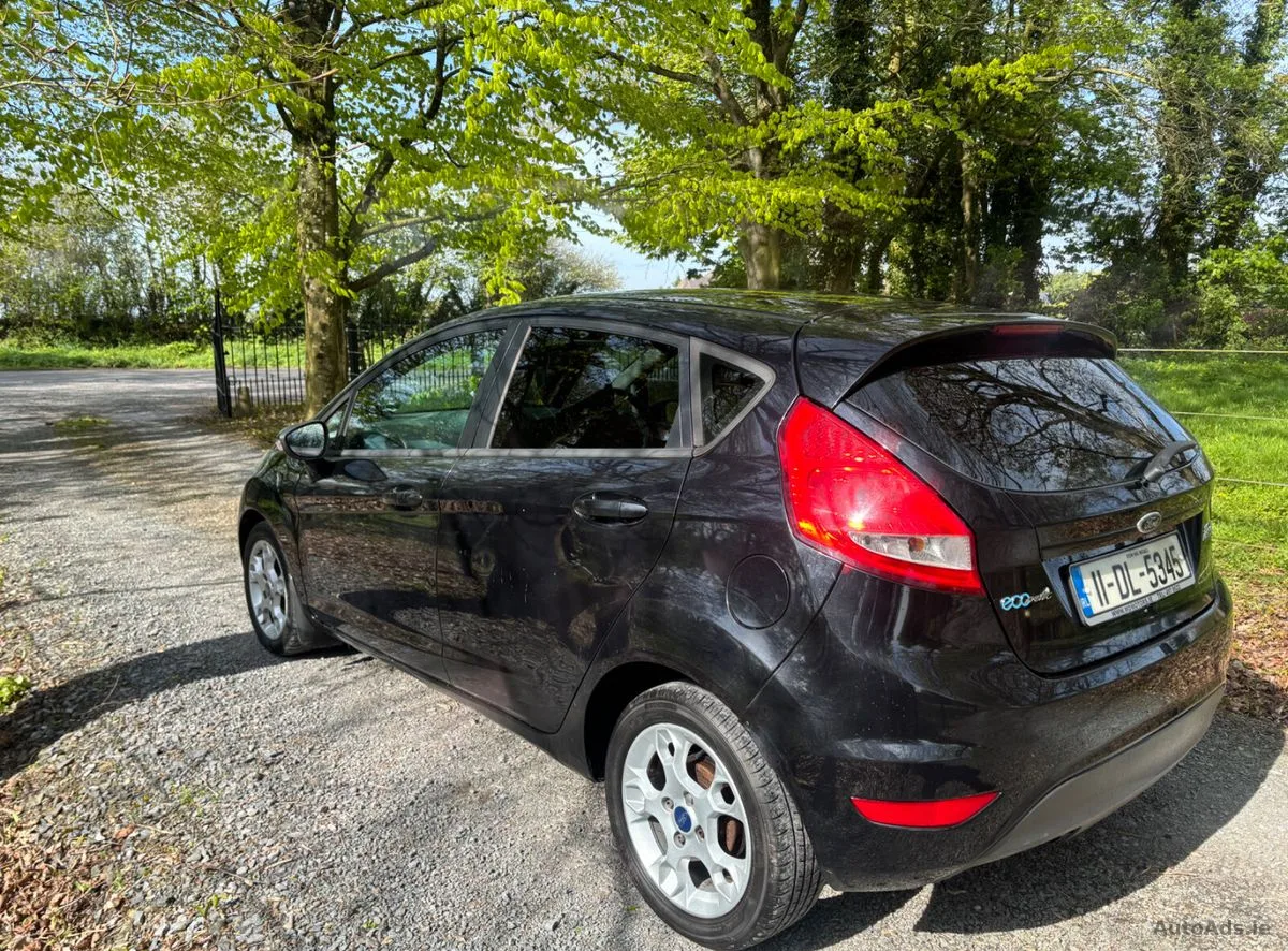 2011 Ford Fiesta – photo 5