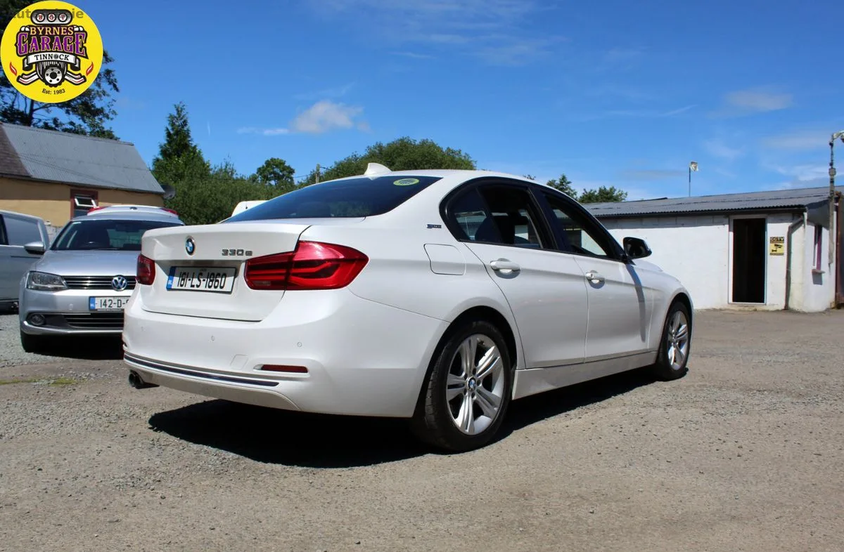2016 BMW 3-Series – photo 4