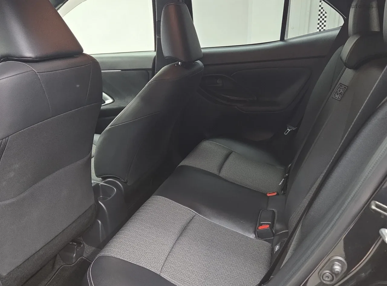 2023 Toyota Yaris Cross – photo 6