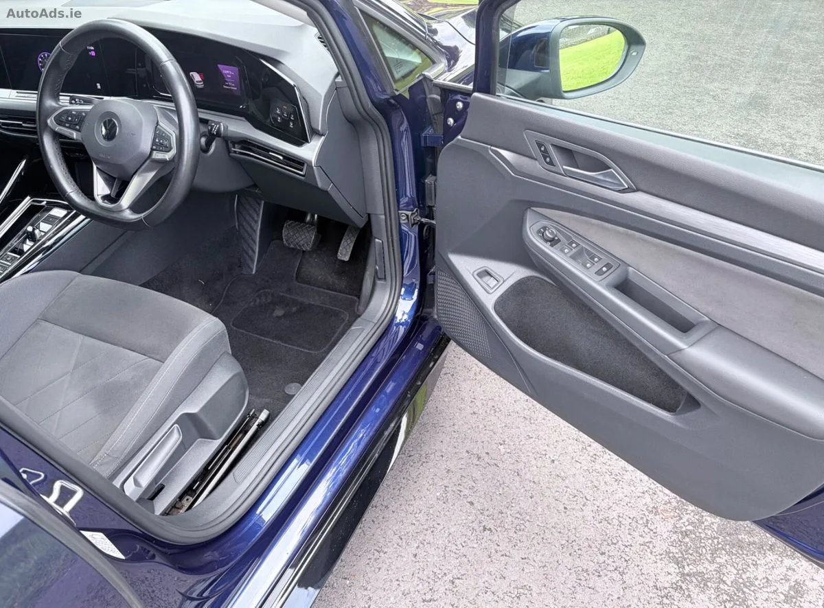 2023 Volkswagen Golf – photo 13