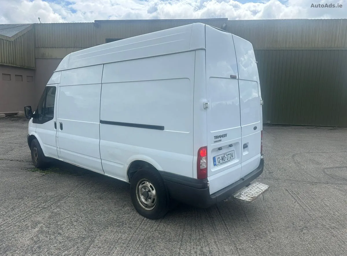 2012 Ford Transit – photo 4
