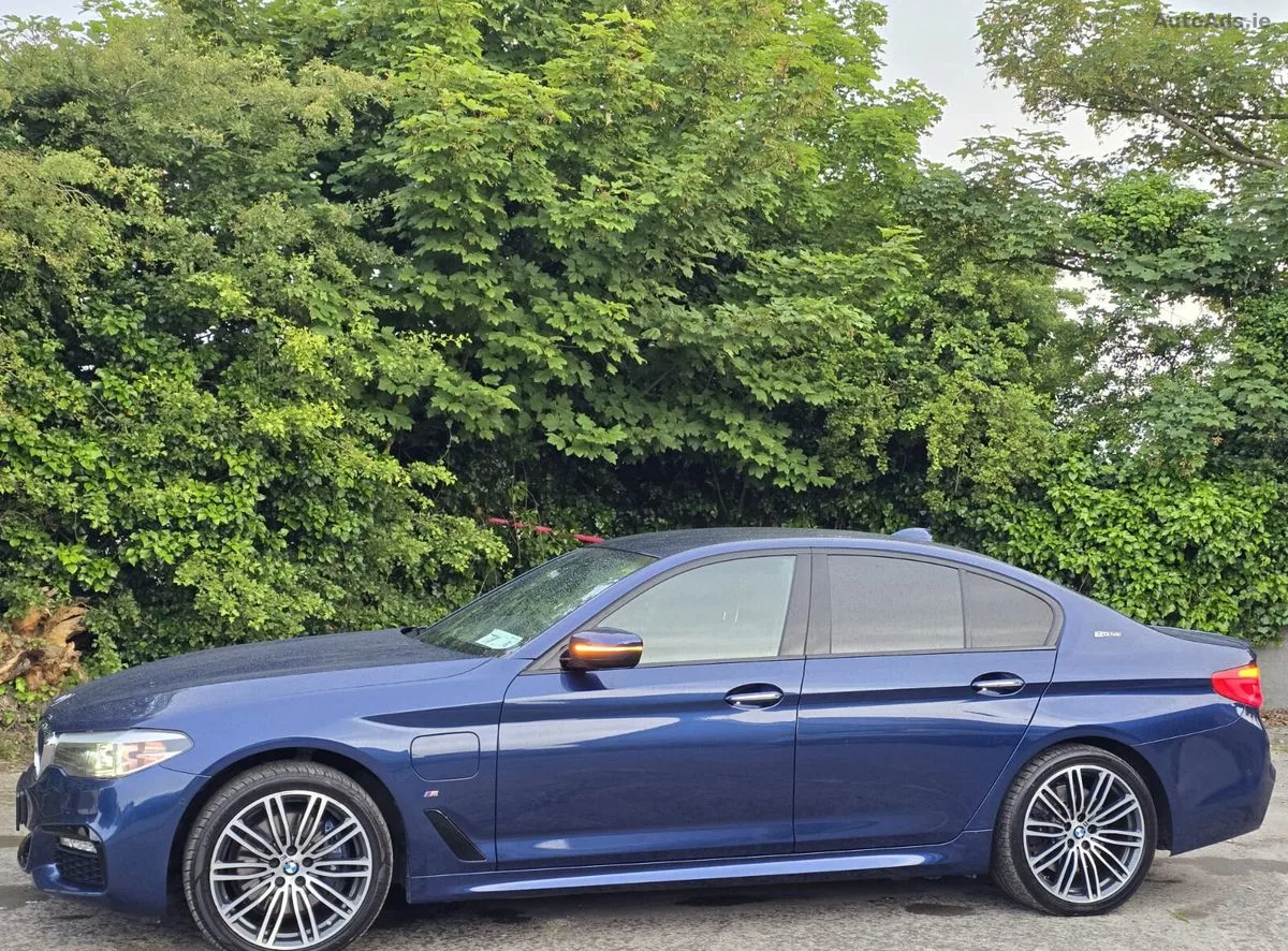 2017 BMW 5-Series