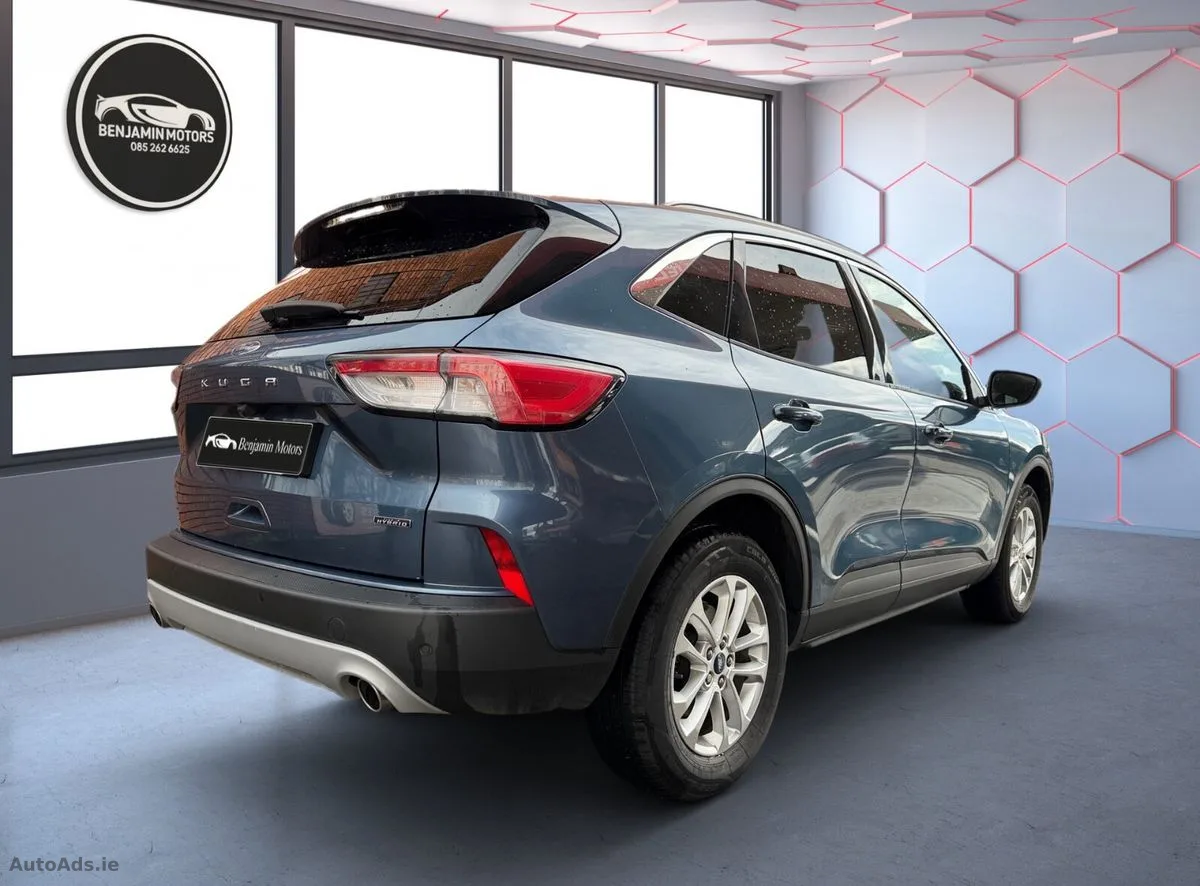 2022 Ford Kuga – photo 5