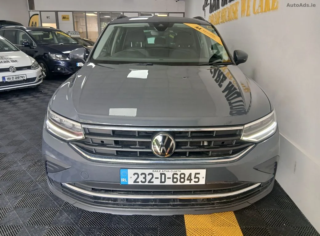 2023 Volkswagen Tiguan – photo 3