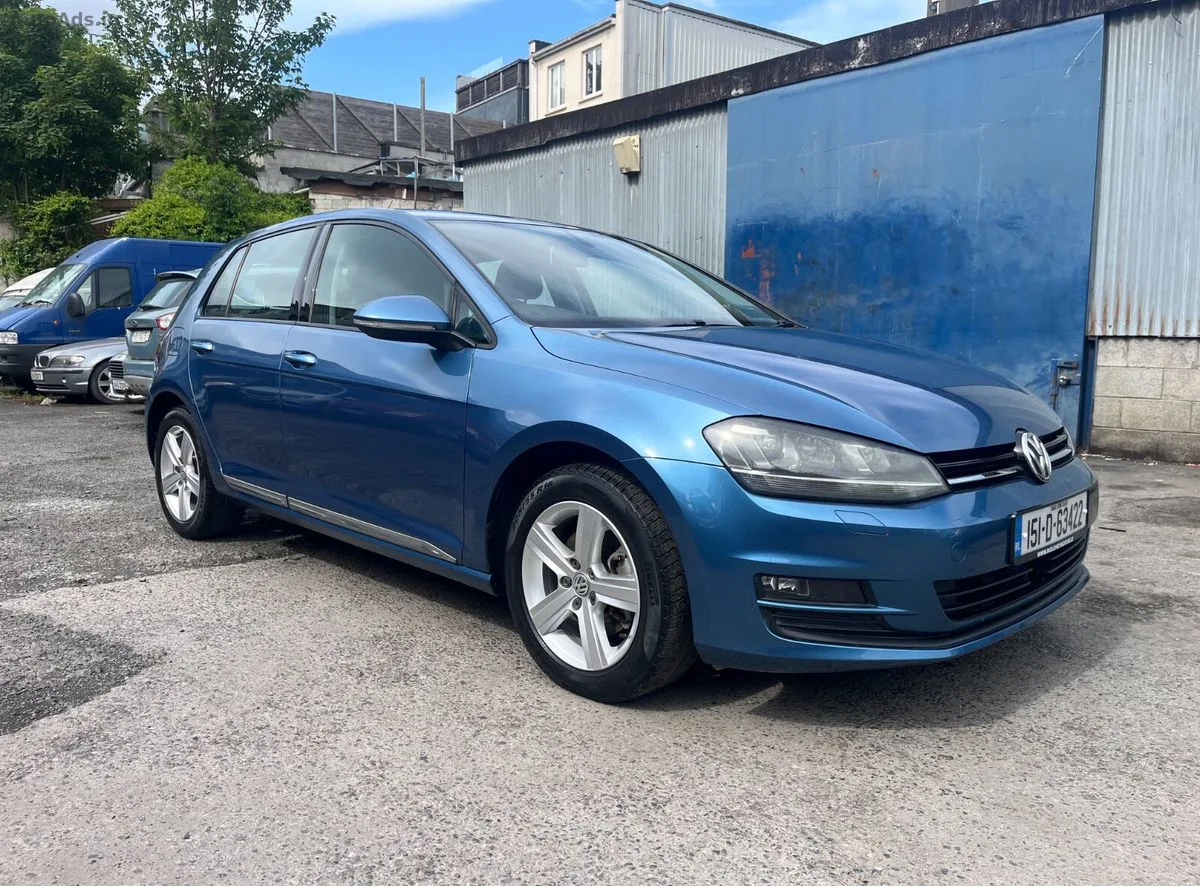 2015 Volkswagen Golf – photo 1