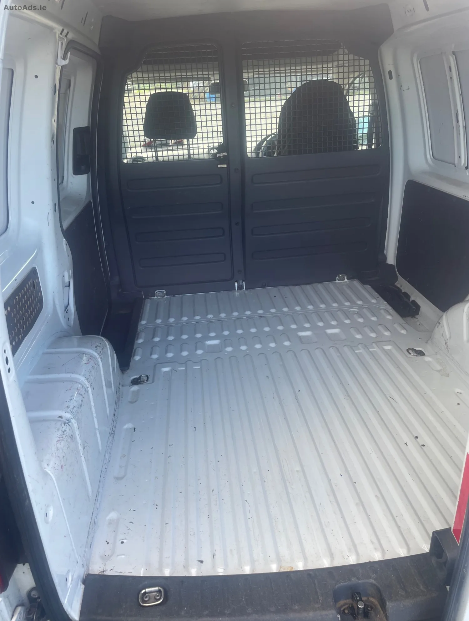 2015 Volkswagen Caddy – photo 3
