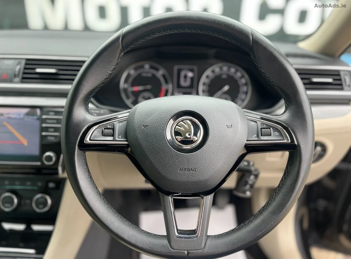 2015 Skoda Superb – photo 12