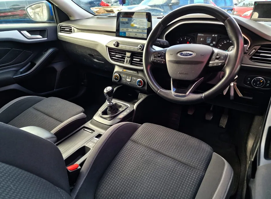 2019 Ford Focus – photo 16