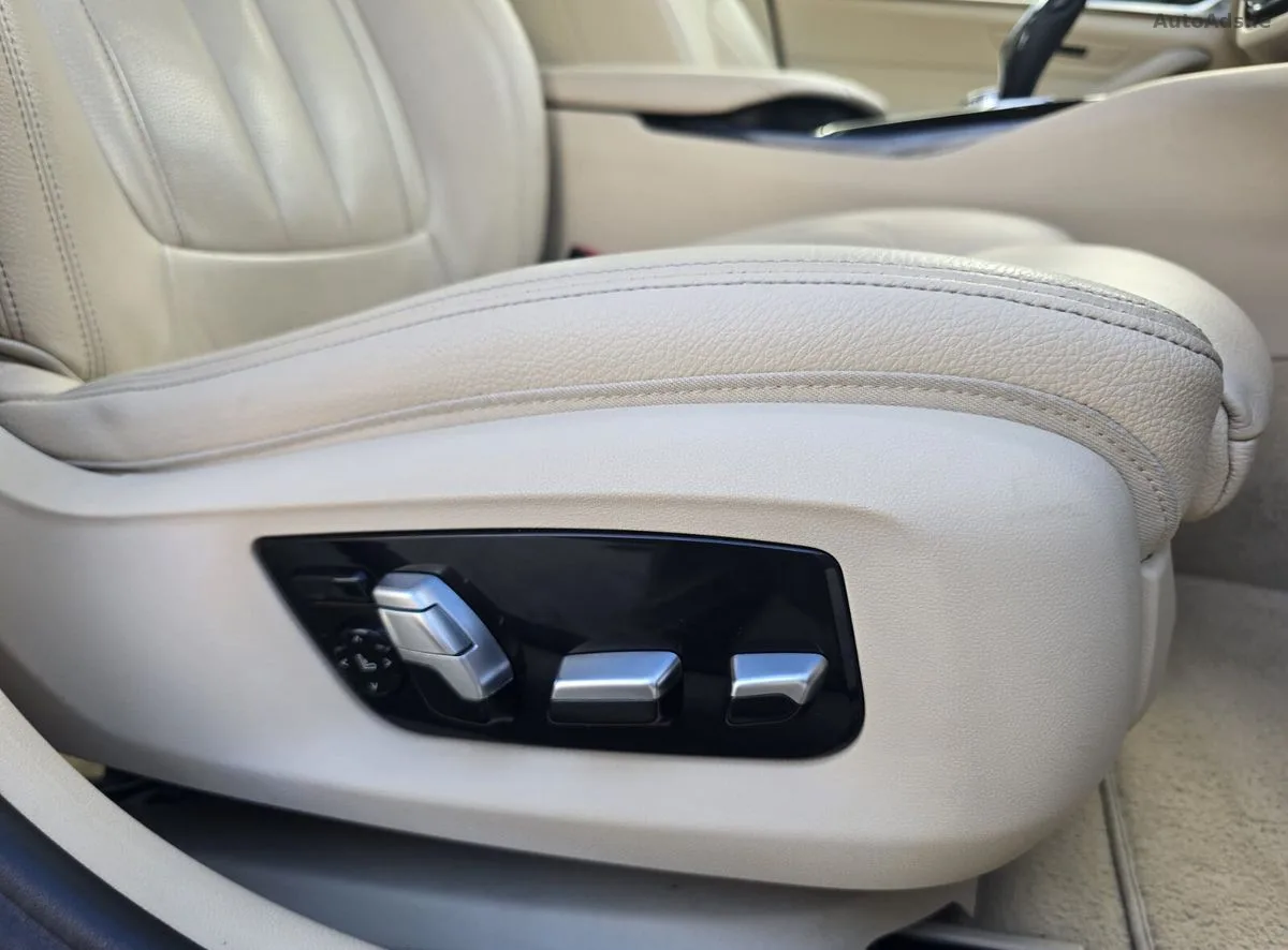 2018 BMW 5-Series – photo 15