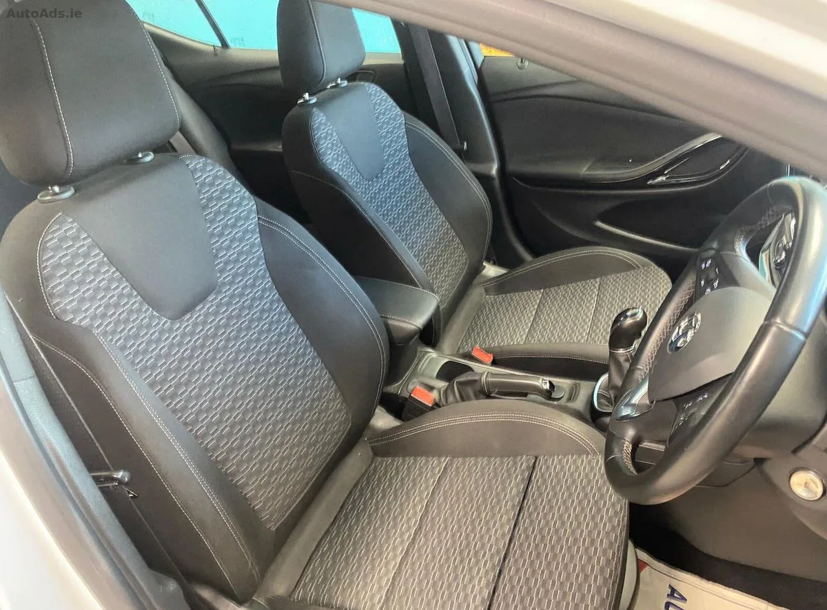 2019 Vauxhall Astra – photo 4