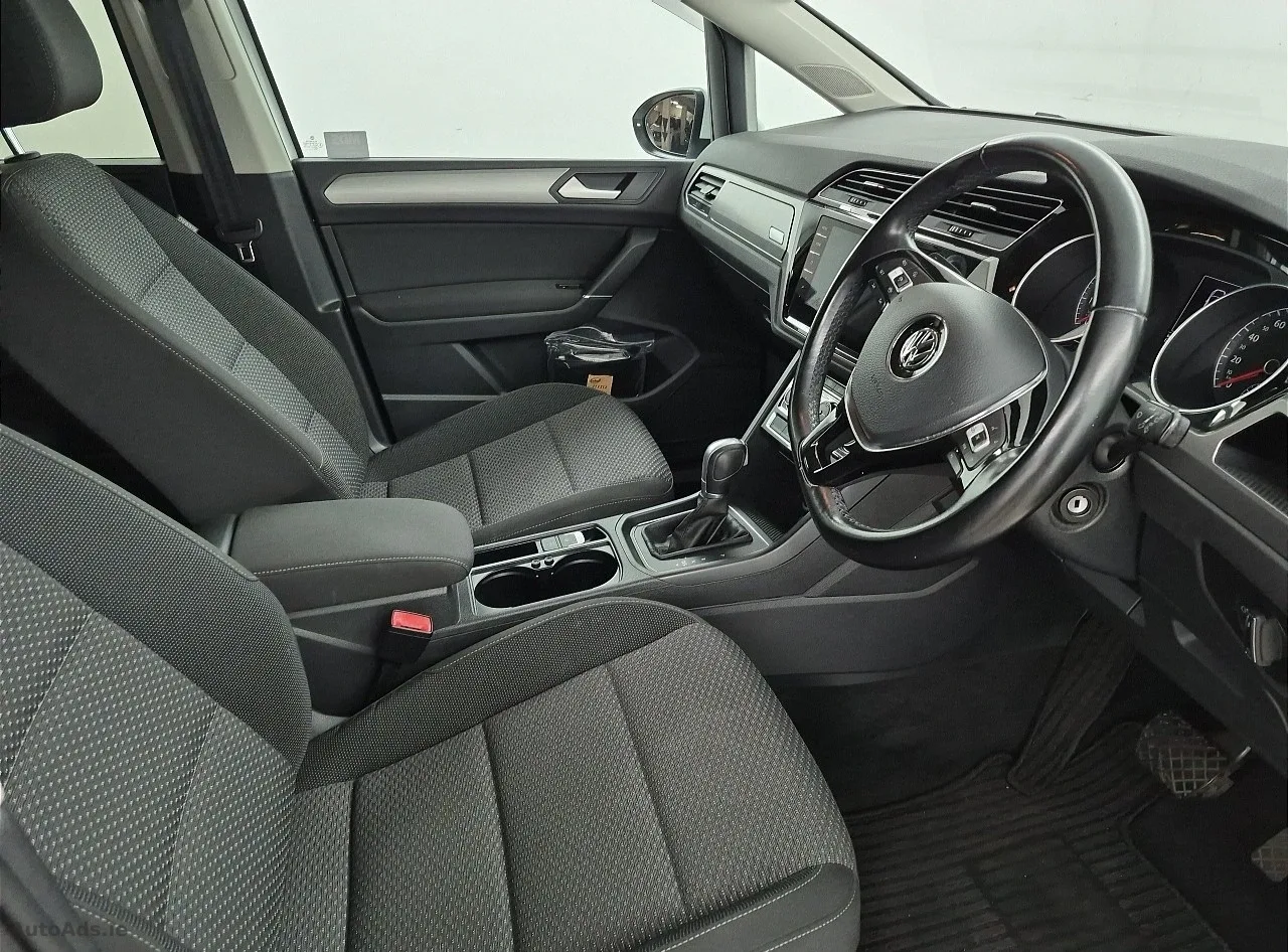 2019 Volkswagen Touran – photo 8